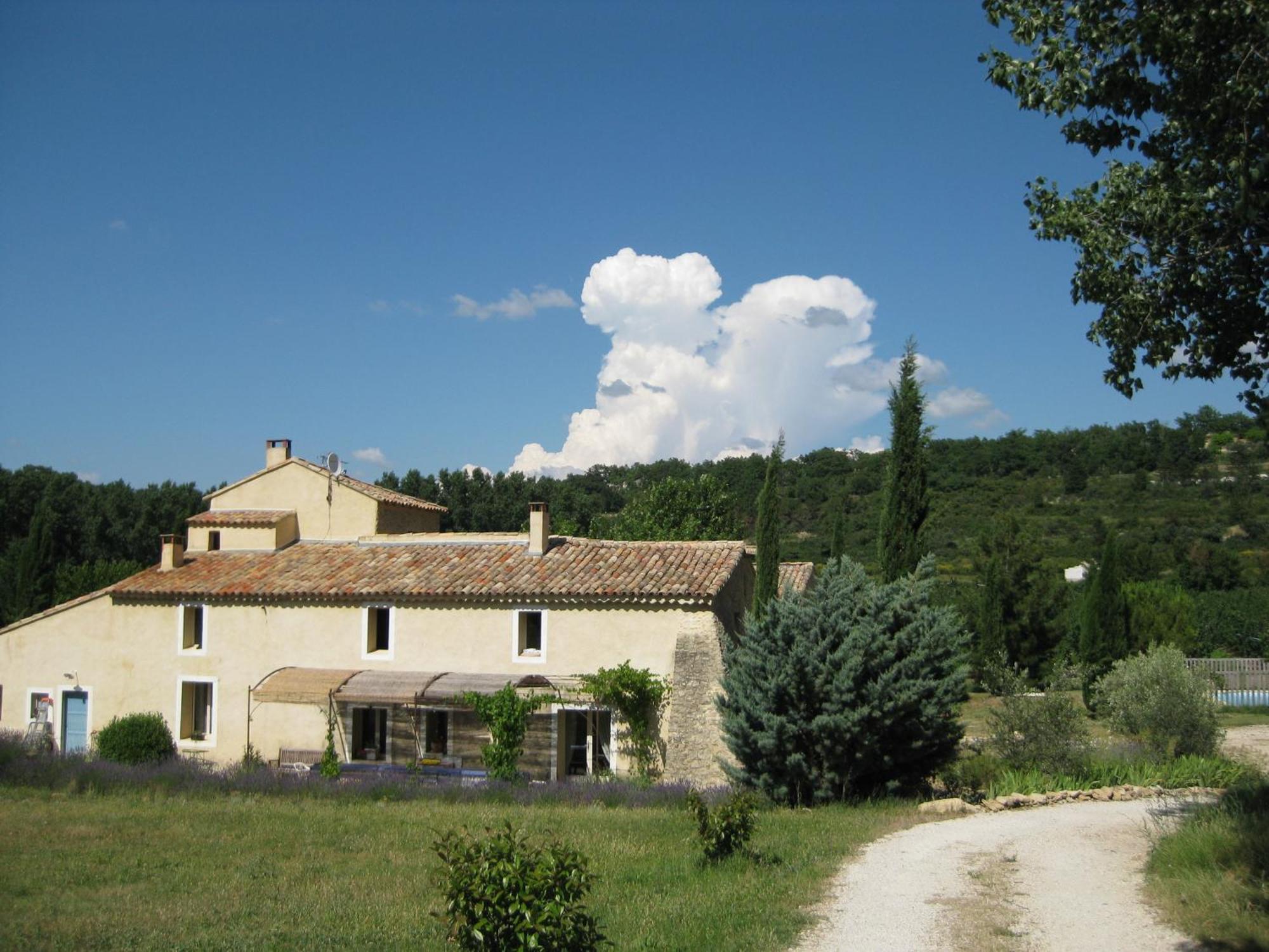 Gite Aux Tournesols Malaucene Exterior photo